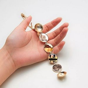 🚨ONE LEFT🚨 Angel Wing Keepsake Fold Out Photo Locket